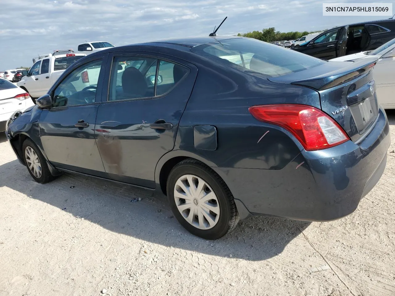 2017 Nissan Versa S VIN: 3N1CN7AP5HL815069 Lot: 70556724