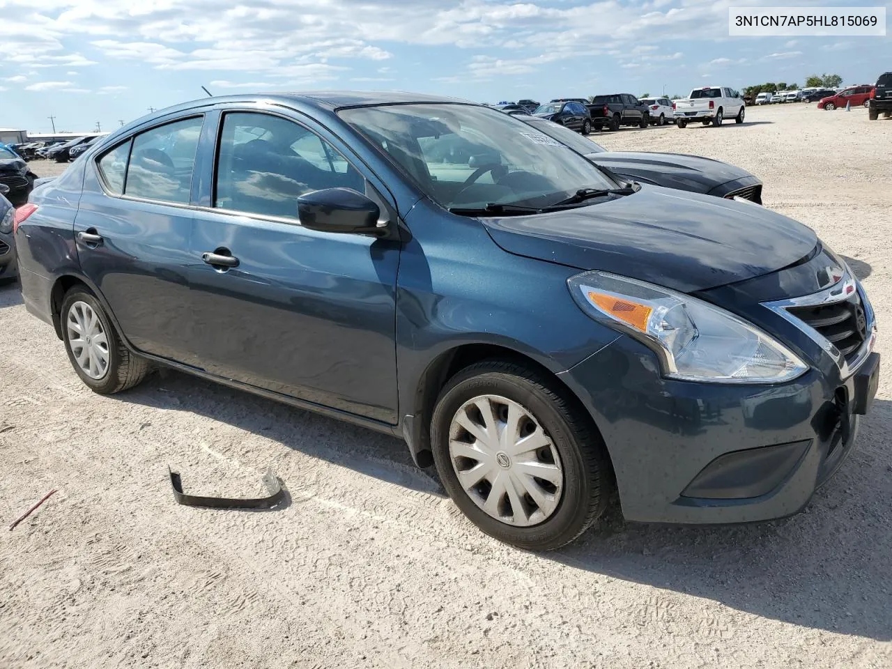 2017 Nissan Versa S VIN: 3N1CN7AP5HL815069 Lot: 70556724