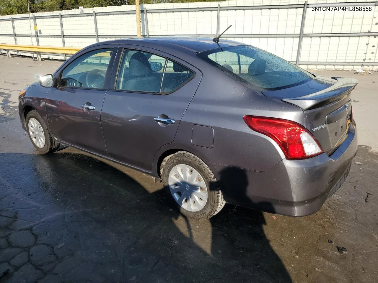 2017 Nissan Versa S VIN: 3N1CN7AP4HL858558 Lot: 71582474