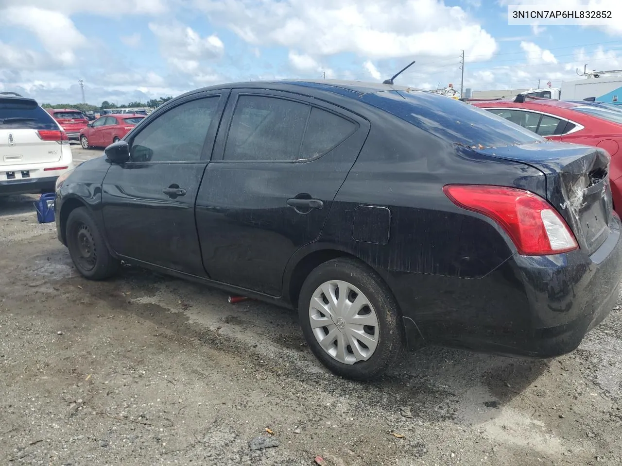 3N1CN7AP6HL832852 2017 Nissan Versa S