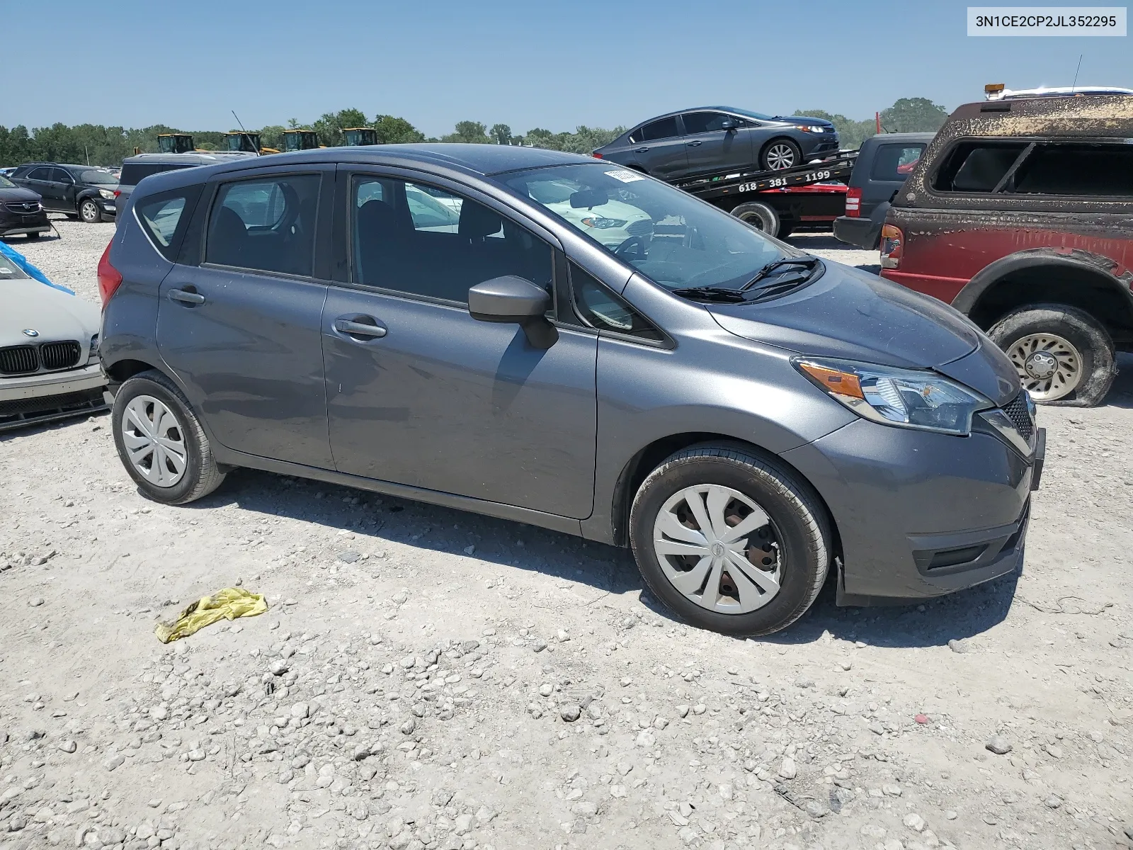 2018 Nissan Versa Note S VIN: 3N1CE2CP2JL352295 Lot: 58830564