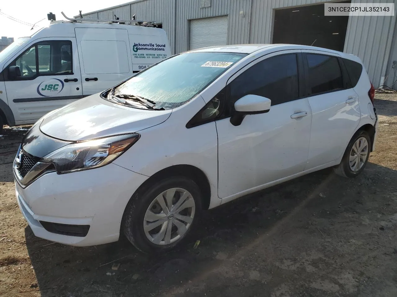 3N1CE2CP1JL352143 2018 Nissan Versa Note S