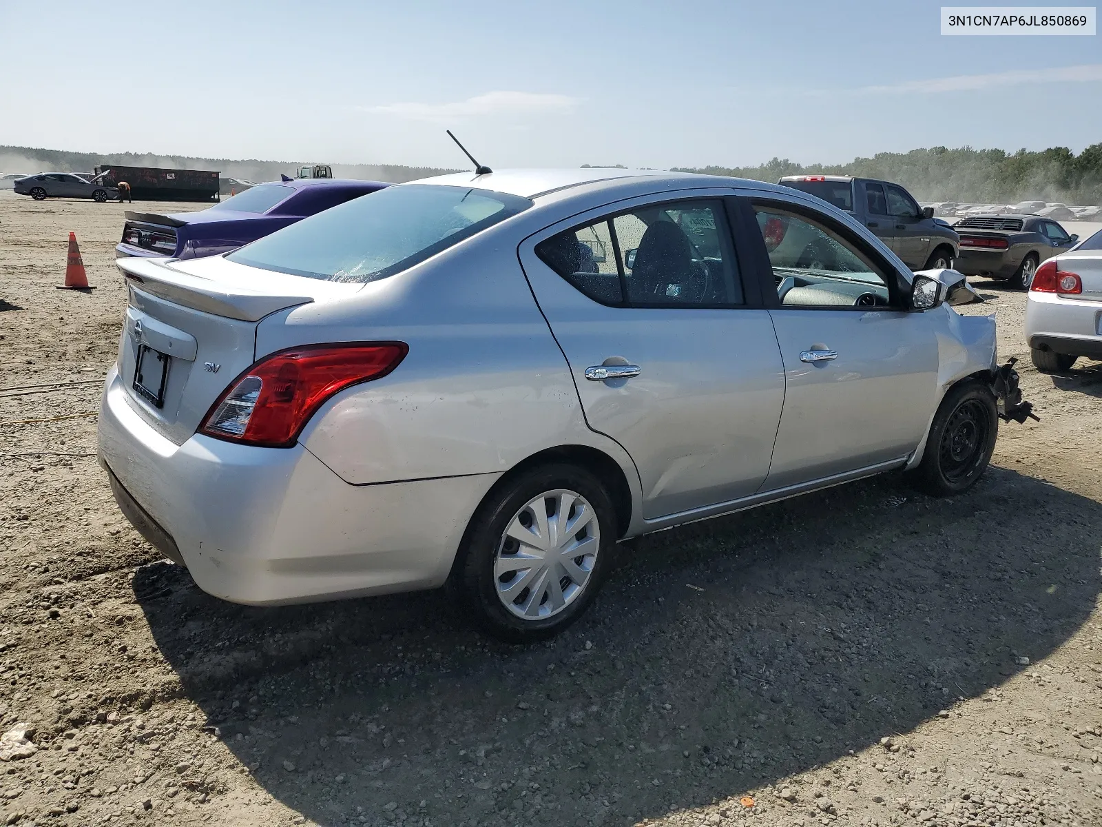 3N1CN7AP6JL850869 2018 Nissan Versa S