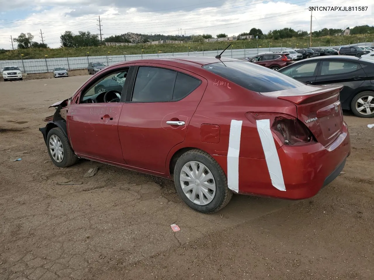 2018 Nissan Versa S VIN: 3N1CN7APXJL811587 Lot: 70838134