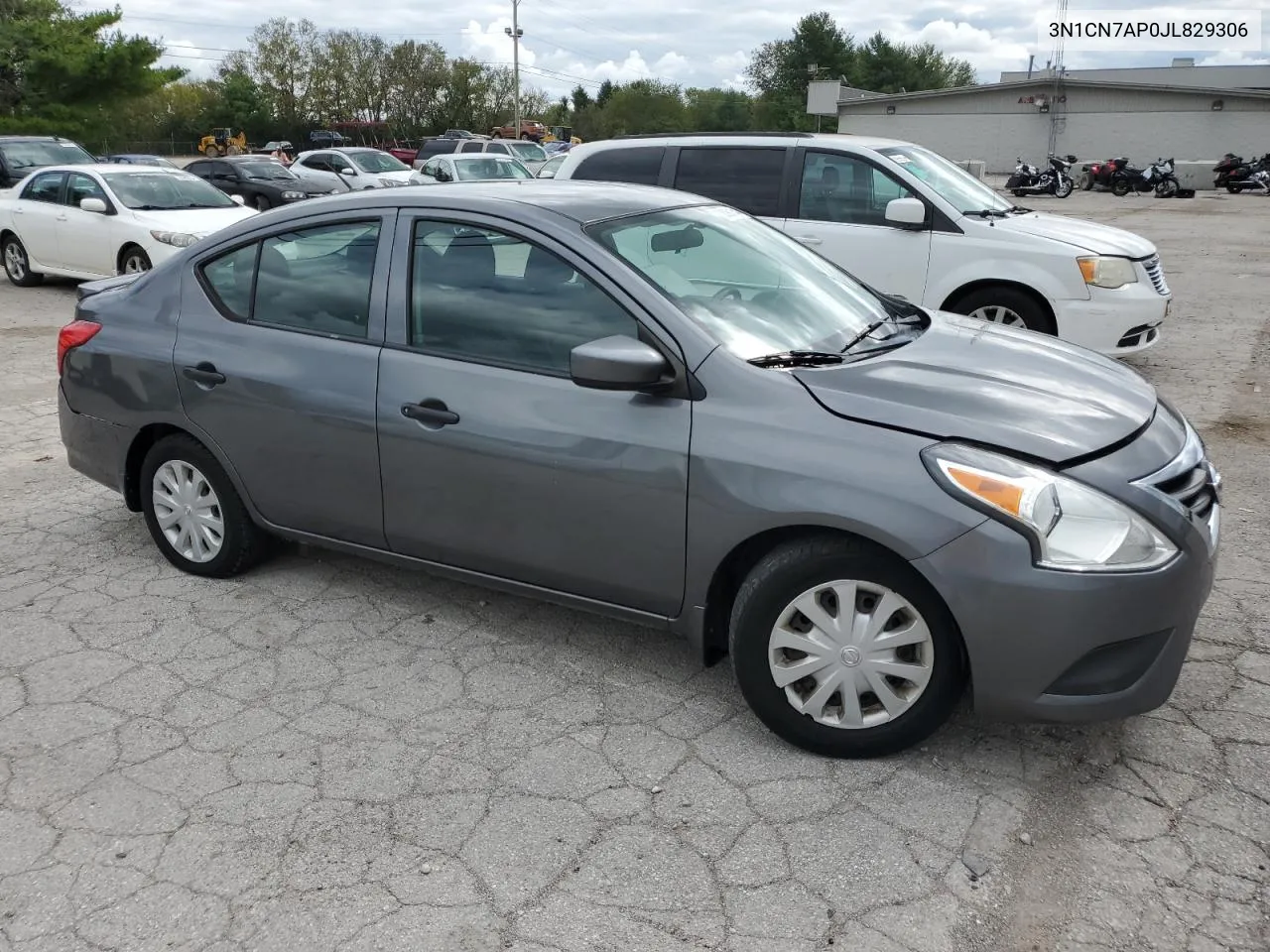 2018 Nissan Versa S VIN: 3N1CN7AP0JL829306 Lot: 73890154