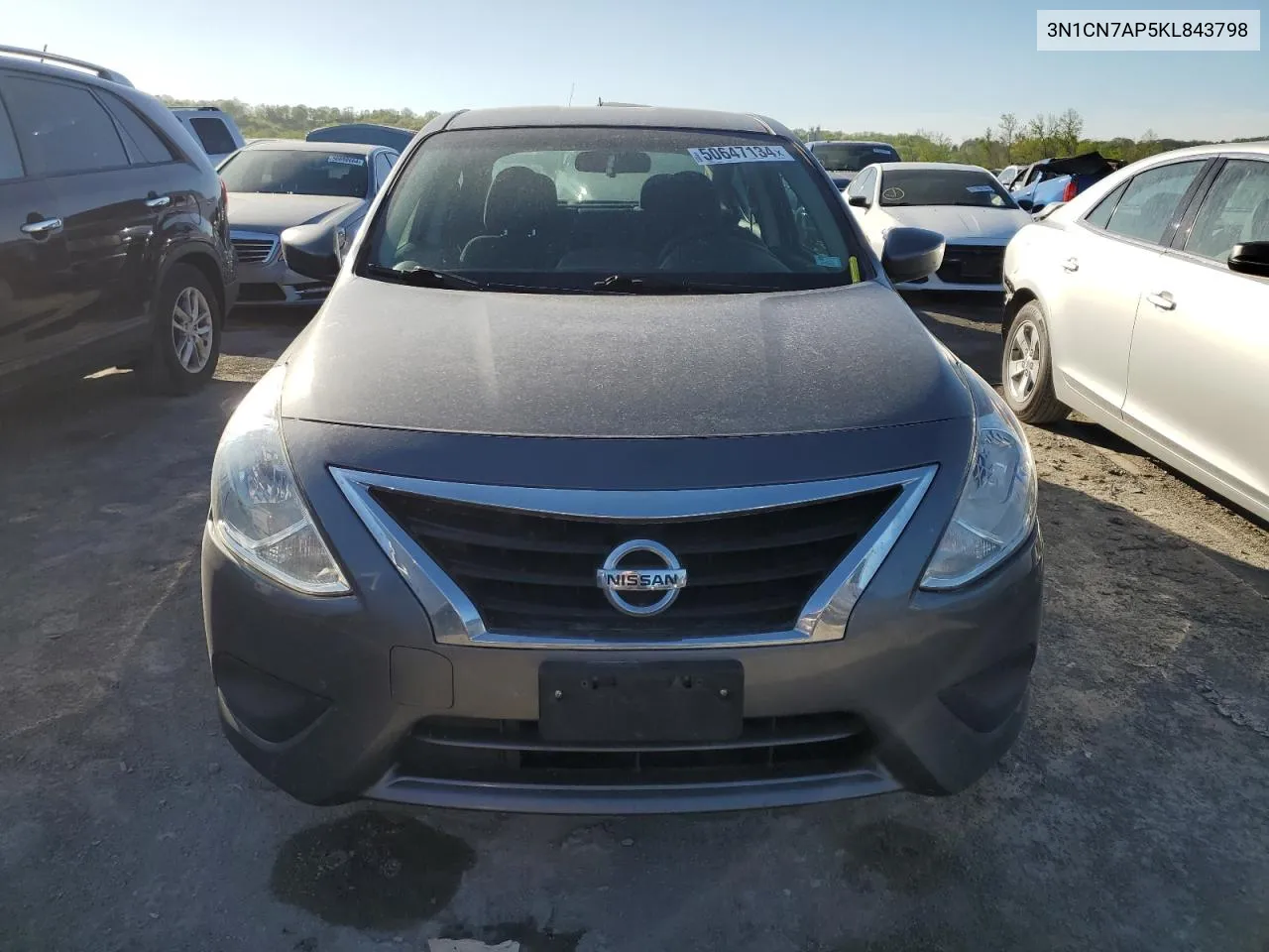 3N1CN7AP5KL843798 2019 Nissan Versa S