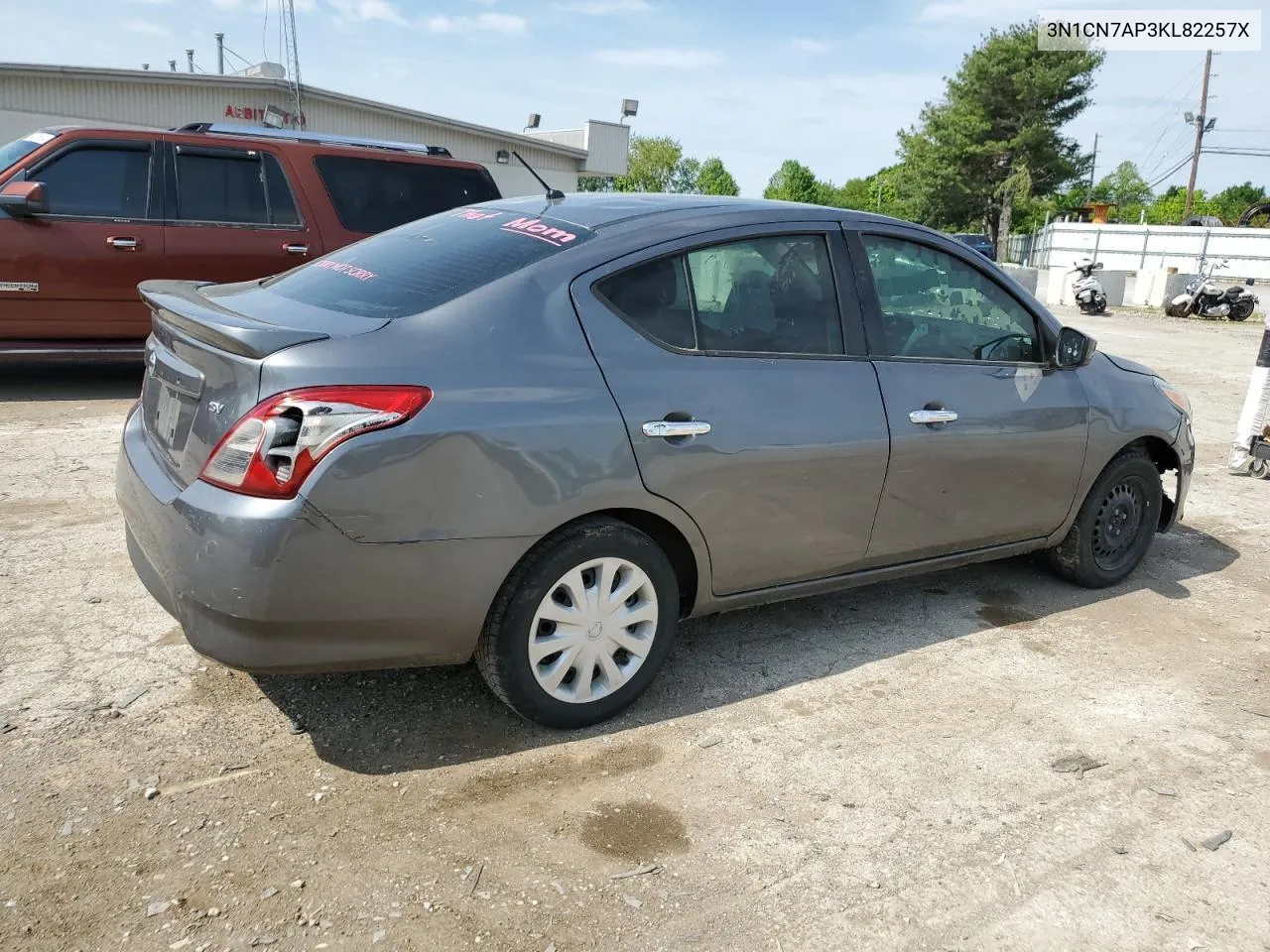 2019 Nissan Versa S VIN: 3N1CN7AP3KL82257X Lot: 61090064