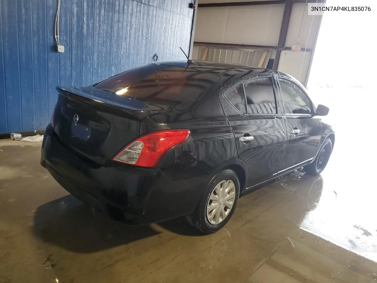 3N1CN7AP4KL835076 2019 Nissan Versa S