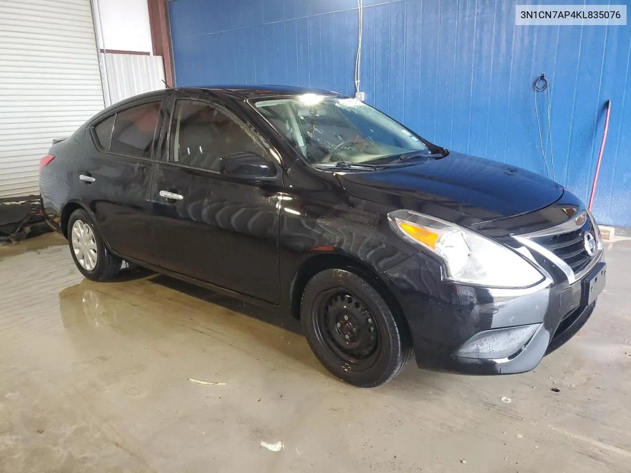 3N1CN7AP4KL835076 2019 Nissan Versa S