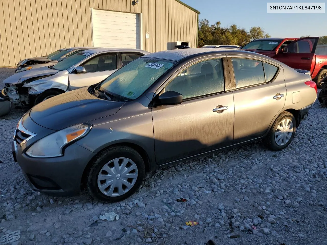 3N1CN7AP1KL847198 2019 Nissan Versa S