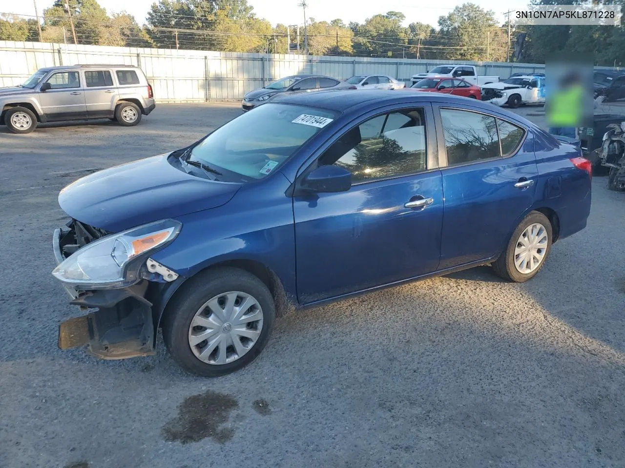 2019 Nissan Versa S VIN: 3N1CN7AP5KL871228 Lot: 74701944