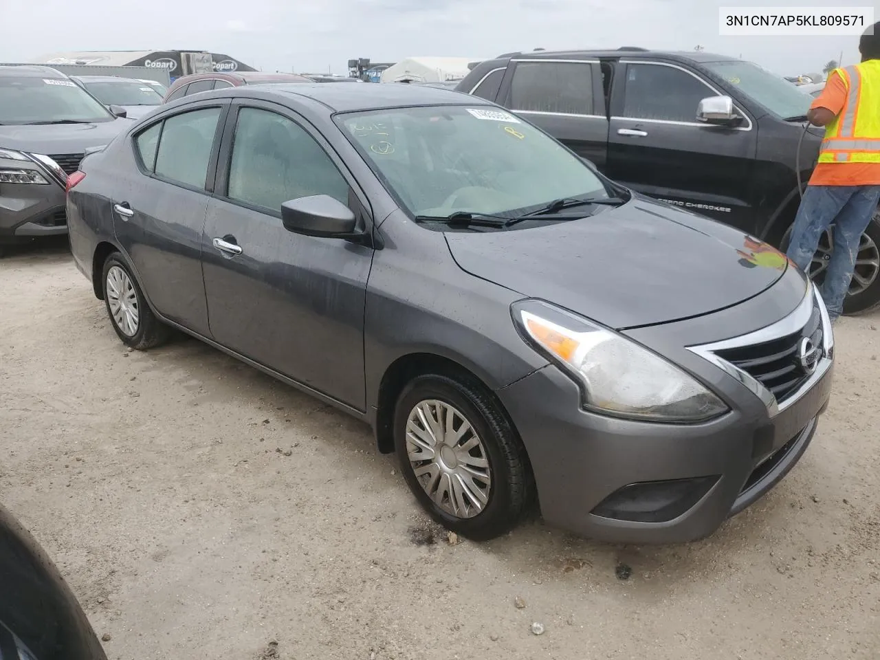 2019 Nissan Versa S VIN: 3N1CN7AP5KL809571 Lot: 74855954