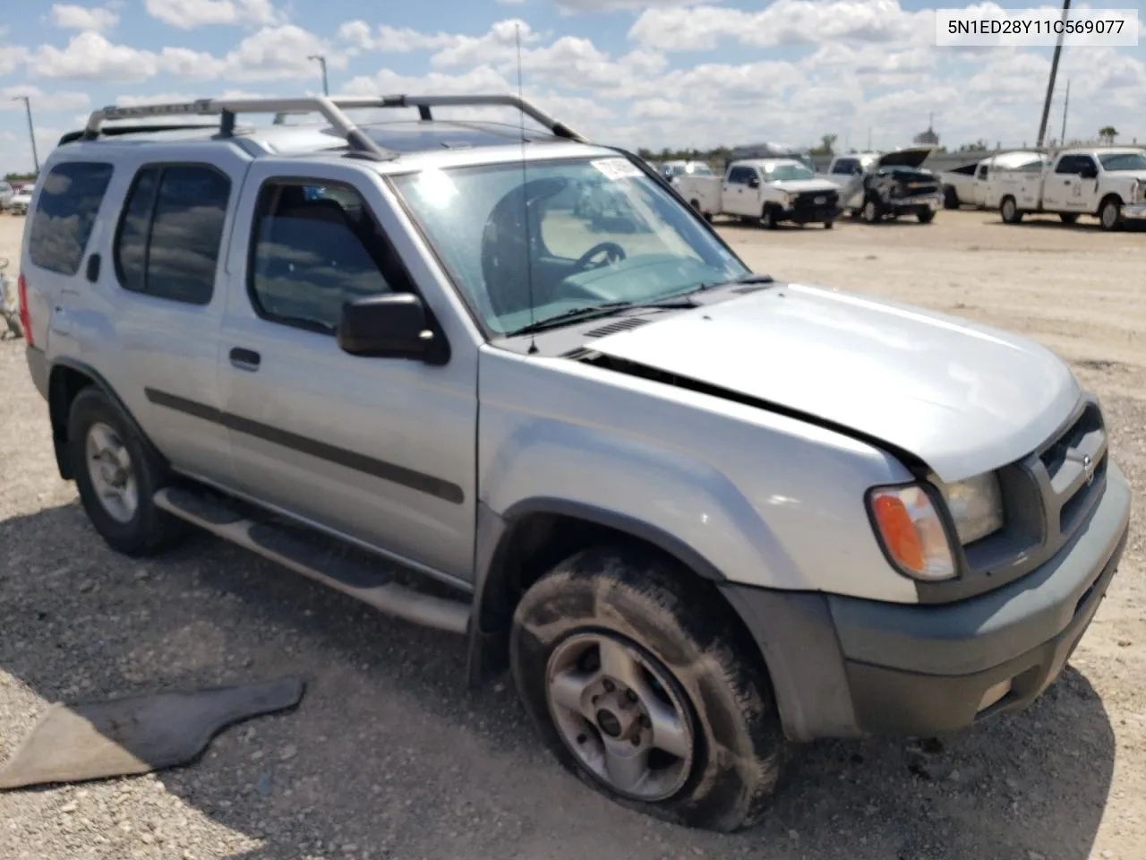 2001 Nissan Xterra Xe VIN: 5N1ED28Y11C569077 Lot: 72145964