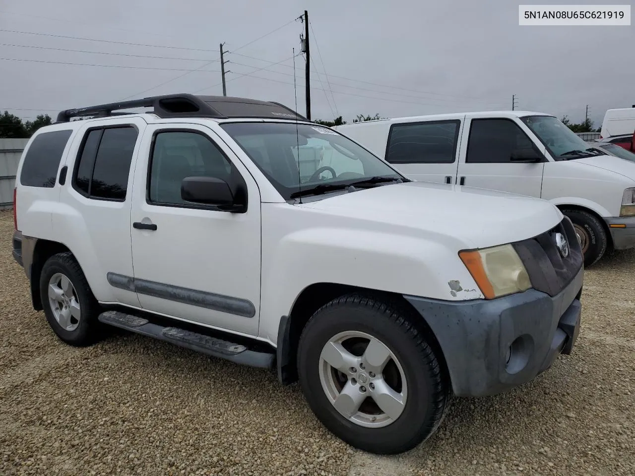 2005 Nissan Xterra Off Road VIN: 5N1AN08U65C621919 Lot: 74336264