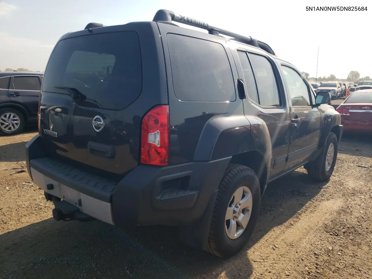 2013 Nissan Xterra X VIN: 5N1AN0NW5DN825684 Lot: 68273664