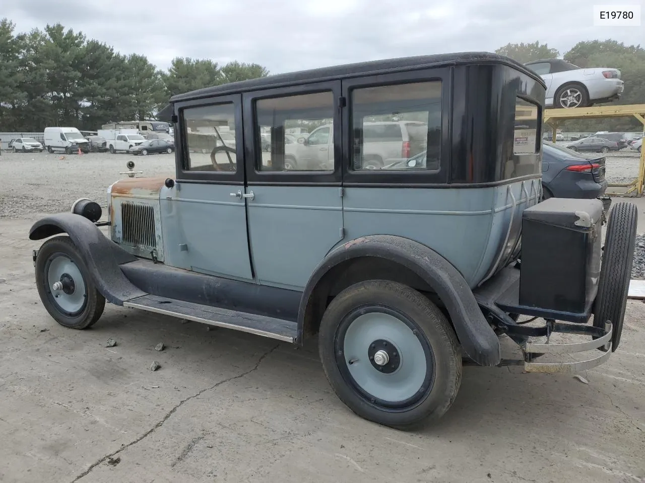 1926 Oldsmobile Touring VIN: E19780 Lot: 71628494