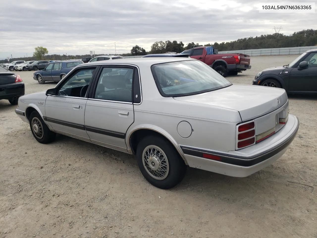 1992 Oldsmobile Cutlass Ciera Base VIN: 1G3AL54N7N6363365 Lot: 76144254