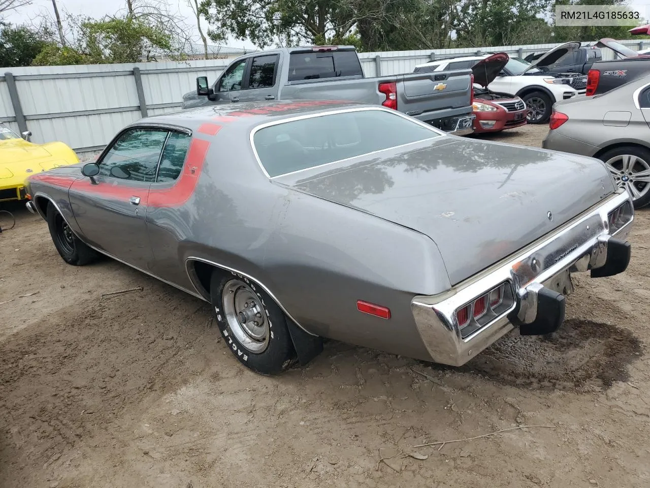 1974 Plymouth Roadrunner VIN: RM21L4G185633 Lot: 74692874