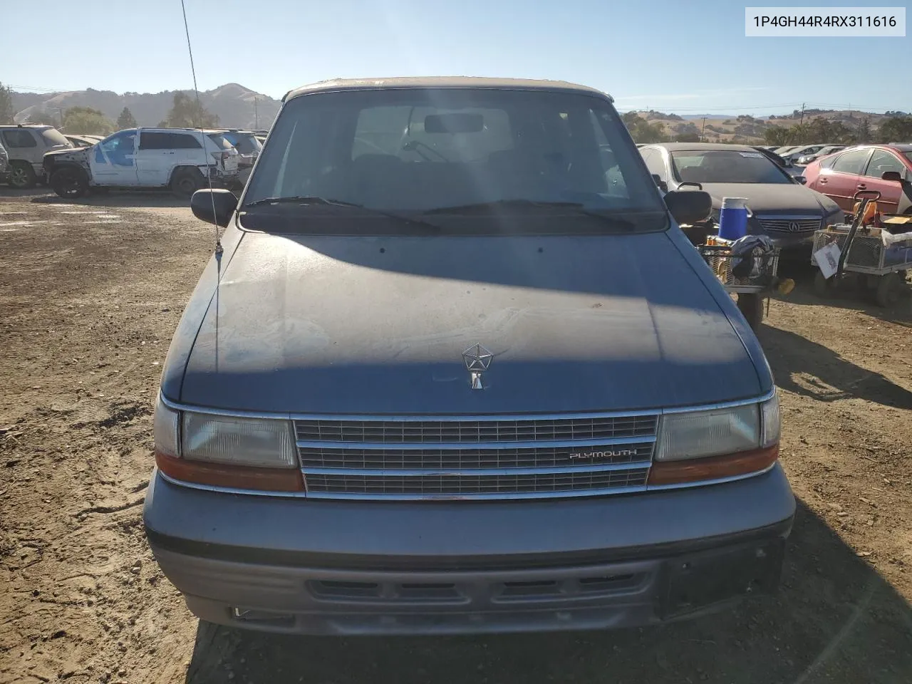 1994 Plymouth Grand Voyager Se VIN: 1P4GH44R4RX311616 Lot: 76313864