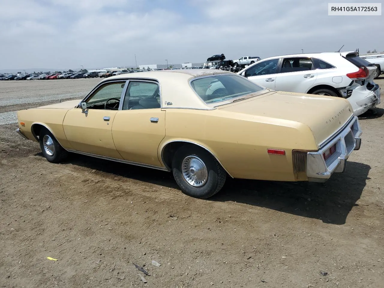 1975 Plymouth Fury VIN: RH41G5A172563 Lot: 54400404