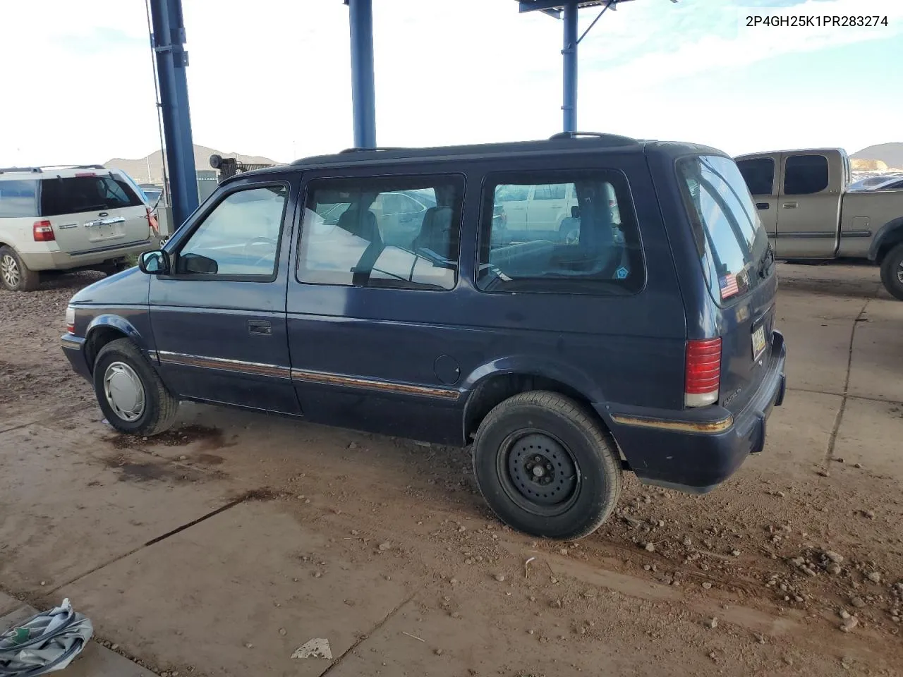 1993 Plymouth Voyager VIN: 2P4GH25K1PR283274 Lot: 79144394