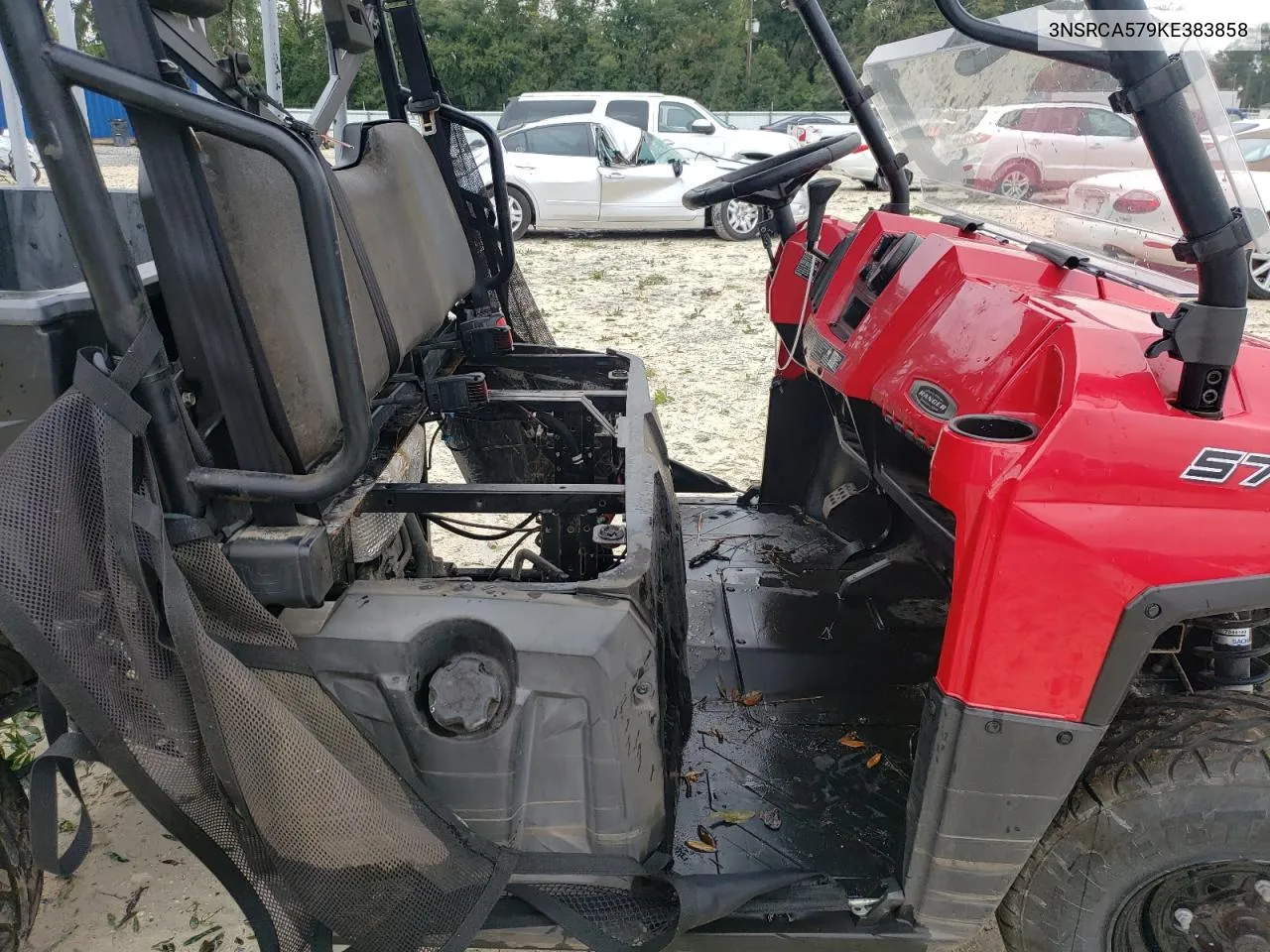 2019 Polaris Ranger 570 Full-Size VIN: 3NSRCA579KE383858 Lot: 75026194