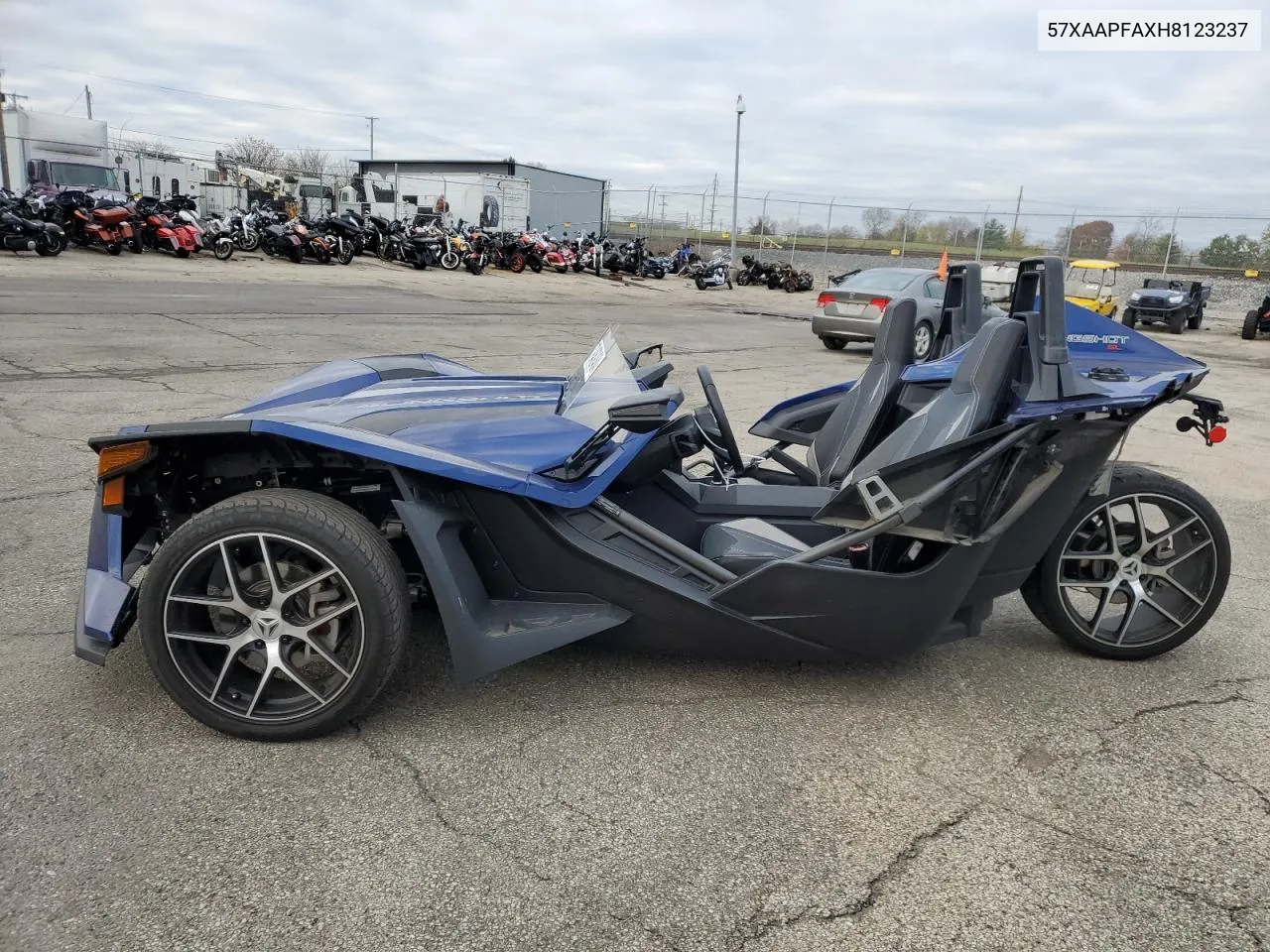 2017 Polaris Slingshot Sl VIN: 57XAAPFAXH8123237 Lot: 79469464