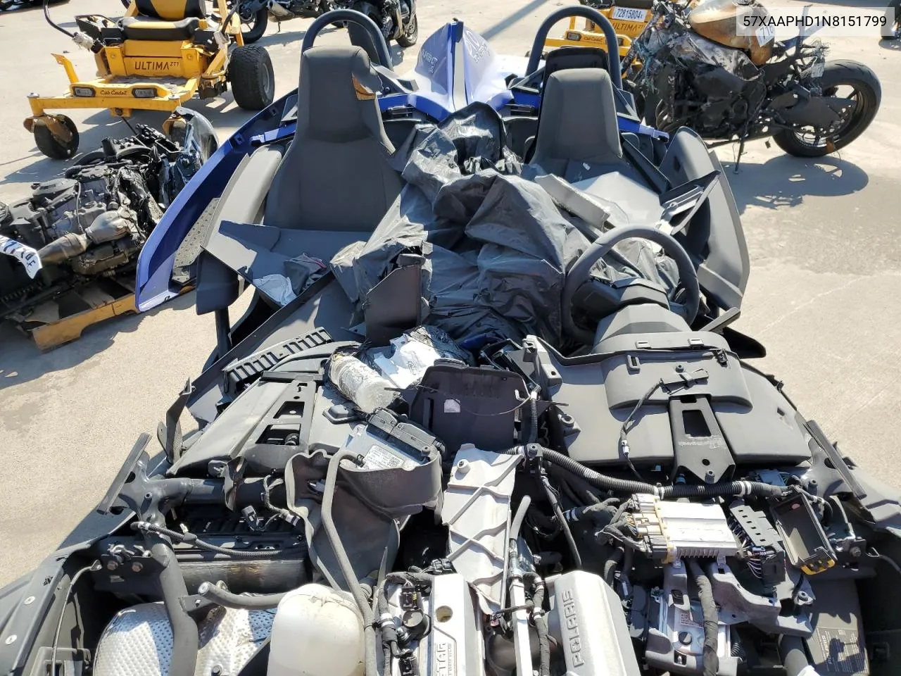 57XAAPHD1N8151799 2022 Polaris Slingshot Sl