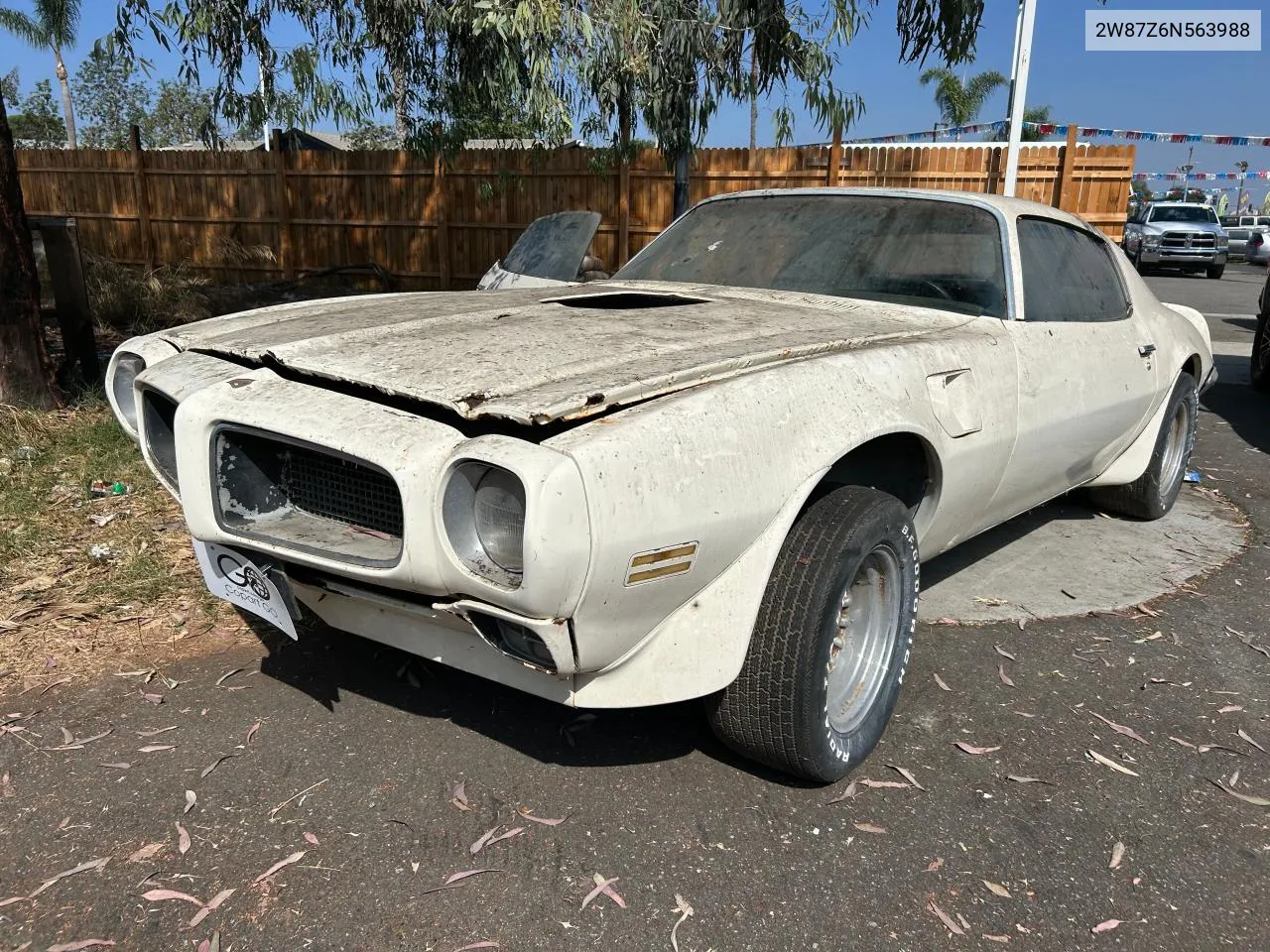 1976 Pontiac Trans Am VIN: 2W87Z6N563988 Lot: 76583704