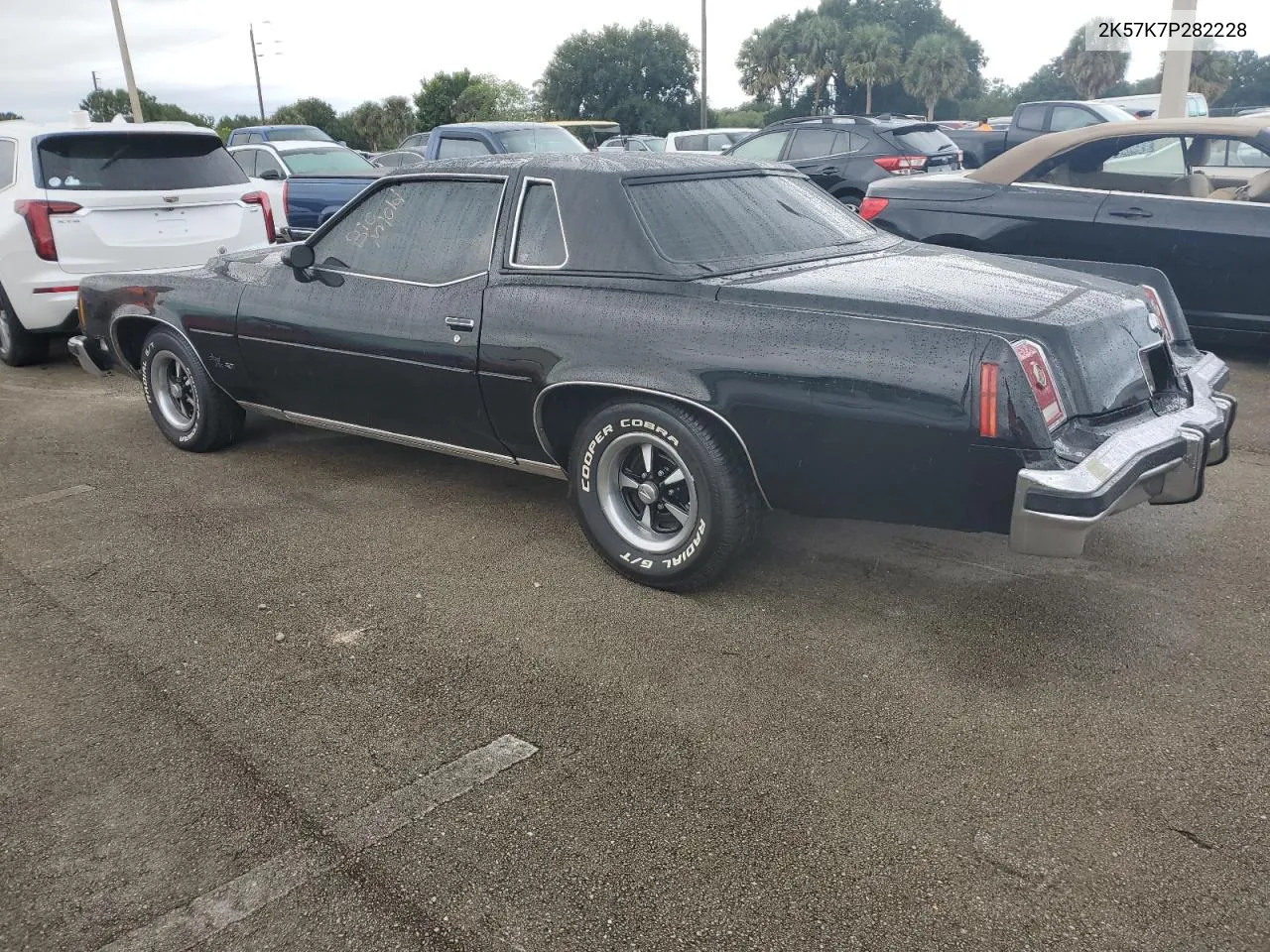 2K57K7P282228 1977 Pontiac Gran Prix