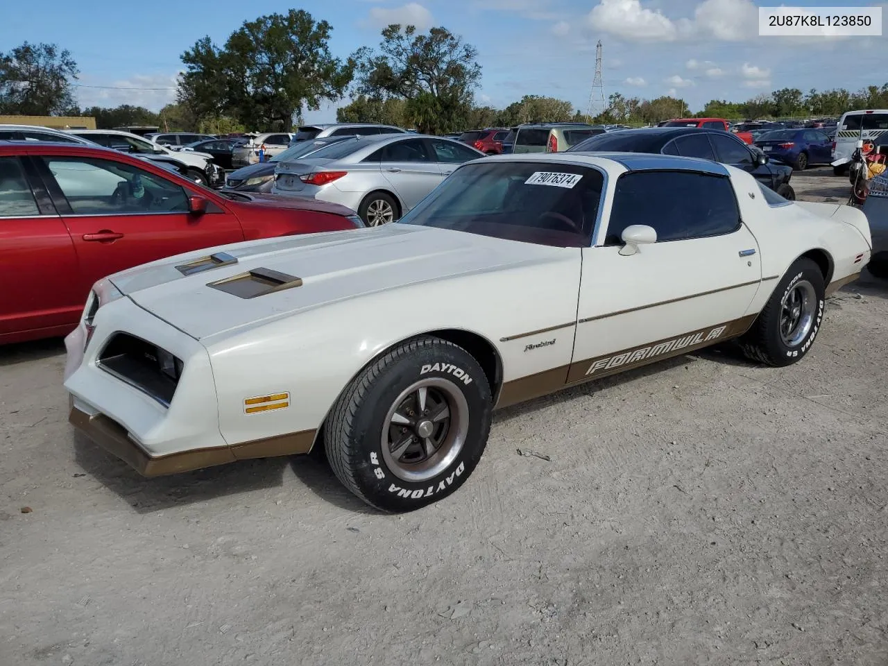 1978 Pontiac Firebird VIN: 2U87K8L123850 Lot: 79076374