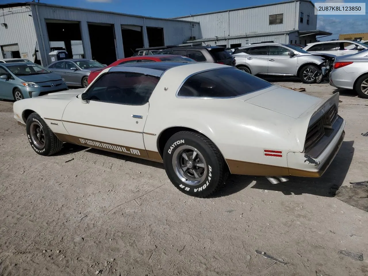 1978 Pontiac Firebird VIN: 2U87K8L123850 Lot: 79076374