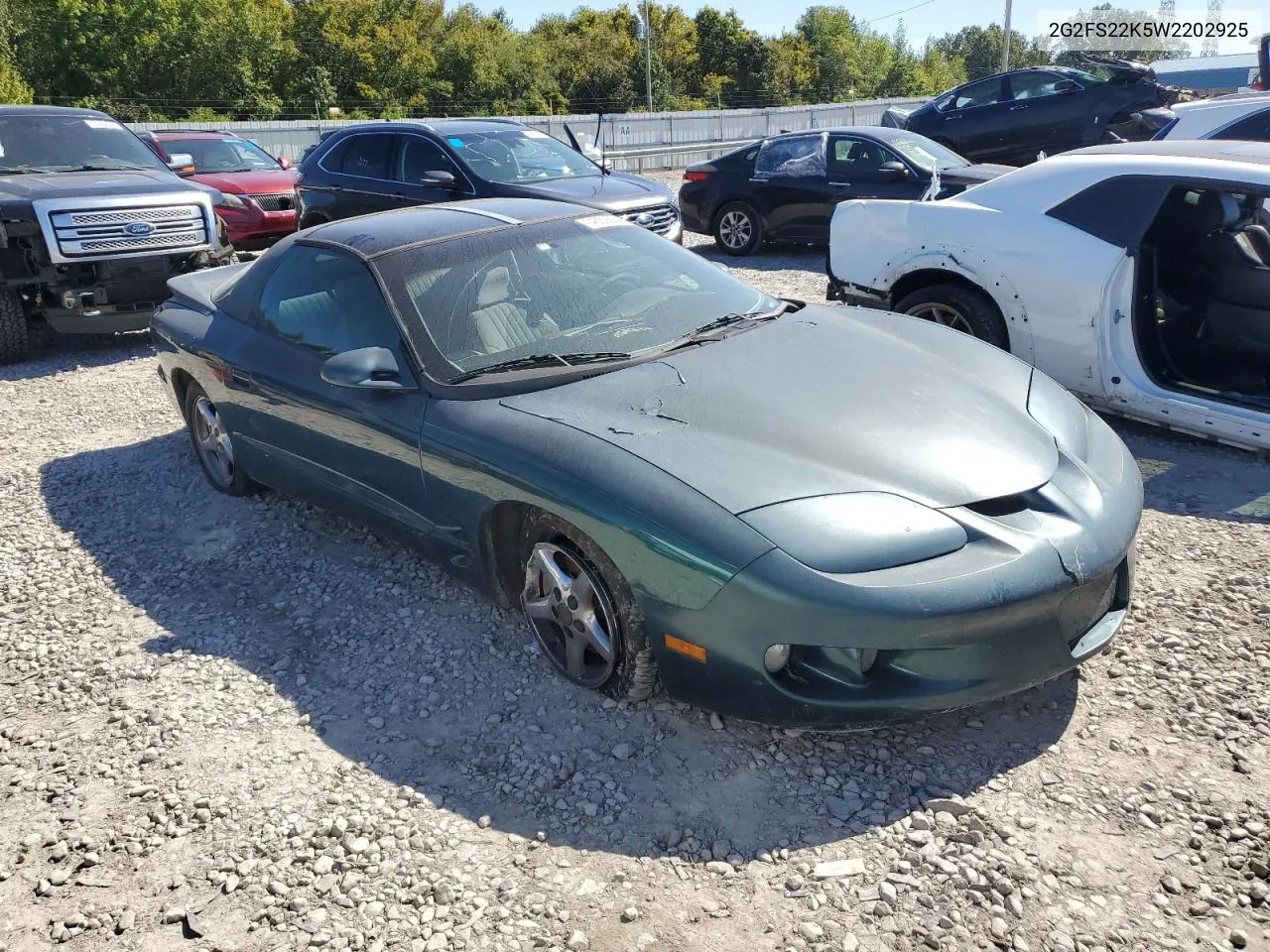 1998 Pontiac Firebird VIN: 2G2FS22K5W2202925 Lot: 74369694