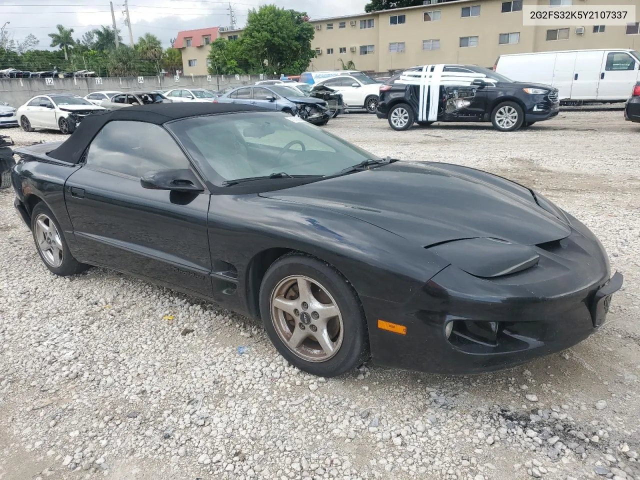 2000 Pontiac Firebird VIN: 2G2FS32K5Y2107337 Lot: 71736024