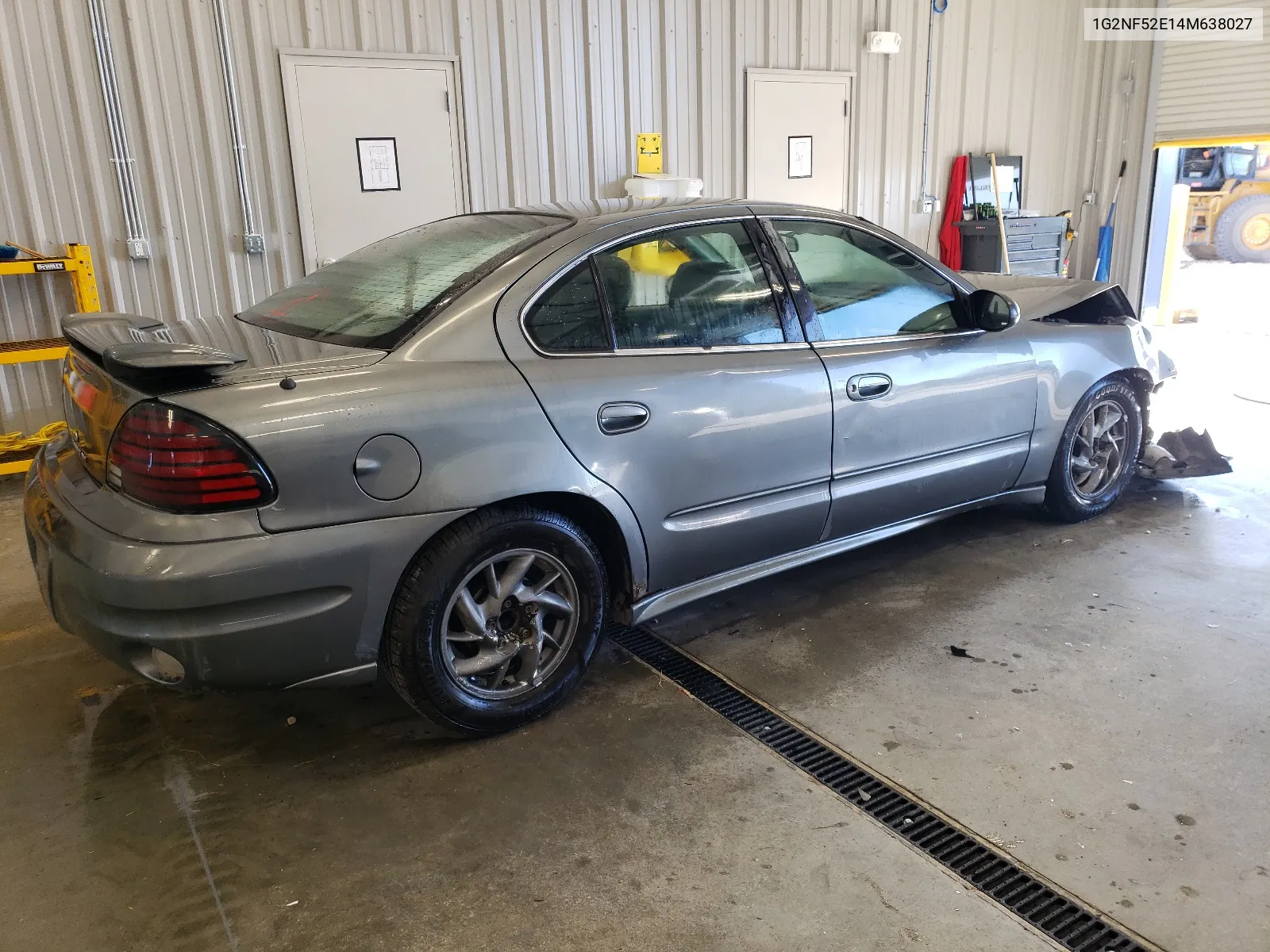 1G2NF52E14M638027 2004 Pontiac Grand Am Se1