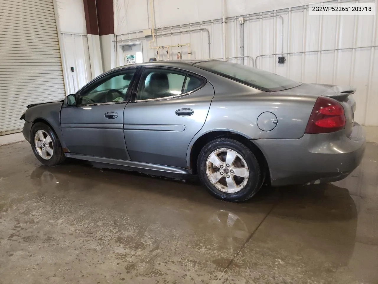 2005 Pontiac Grand Prix VIN: 2G2WP522651203718 Lot: 73670864