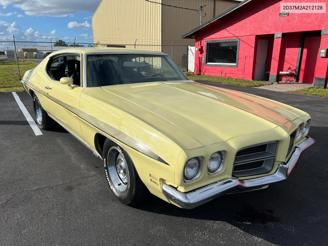 1972 Pontiac Gto VIN: 2D37M2A212128 Lot: 77560924