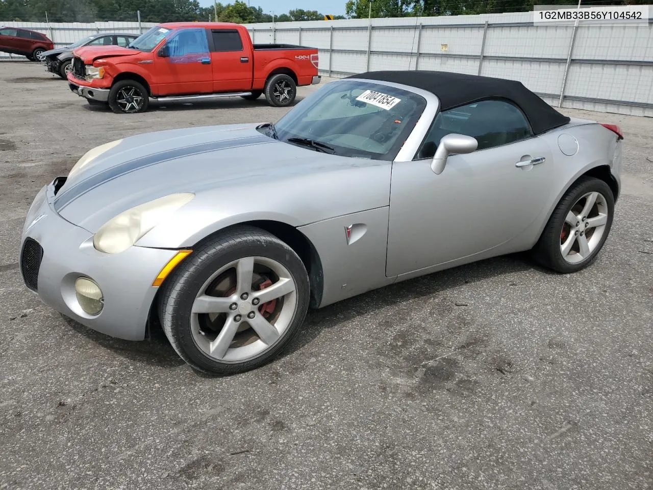 2006 Pontiac Solstice VIN: 1G2MB33B56Y104542 Lot: 70041854