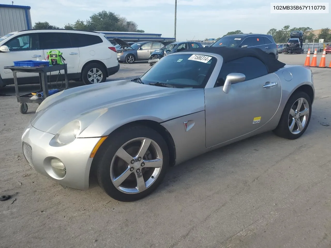 2007 Pontiac Solstice VIN: 1G2MB35B67Y110770 Lot: 71586314