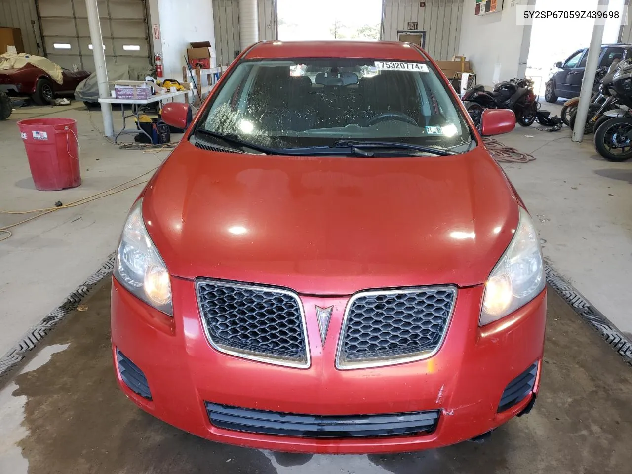 2009 Pontiac Vibe VIN: 5Y2SP67059Z439698 Lot: 75320774