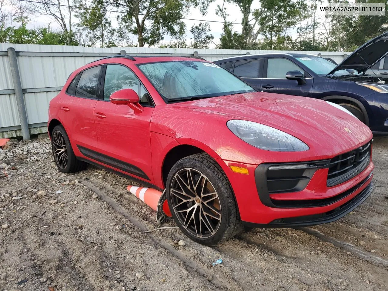 2024 Porsche Macan Base VIN: WP1AA2A52RLB11683 Lot: 74427034