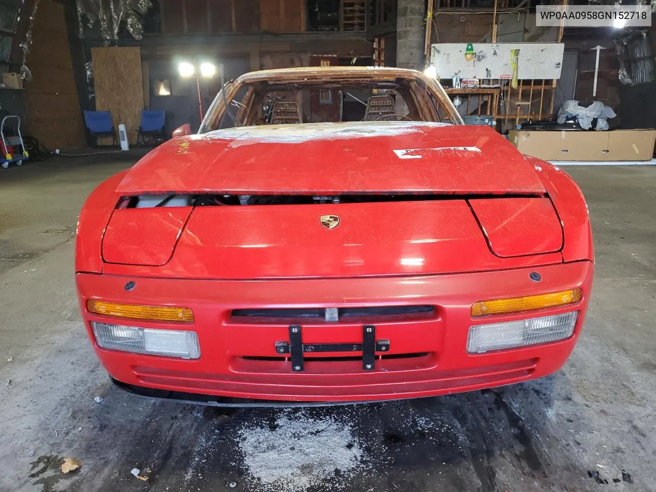 1986 Porsche 944 VIN: WP0AA0958GN152718 Lot: 77900104