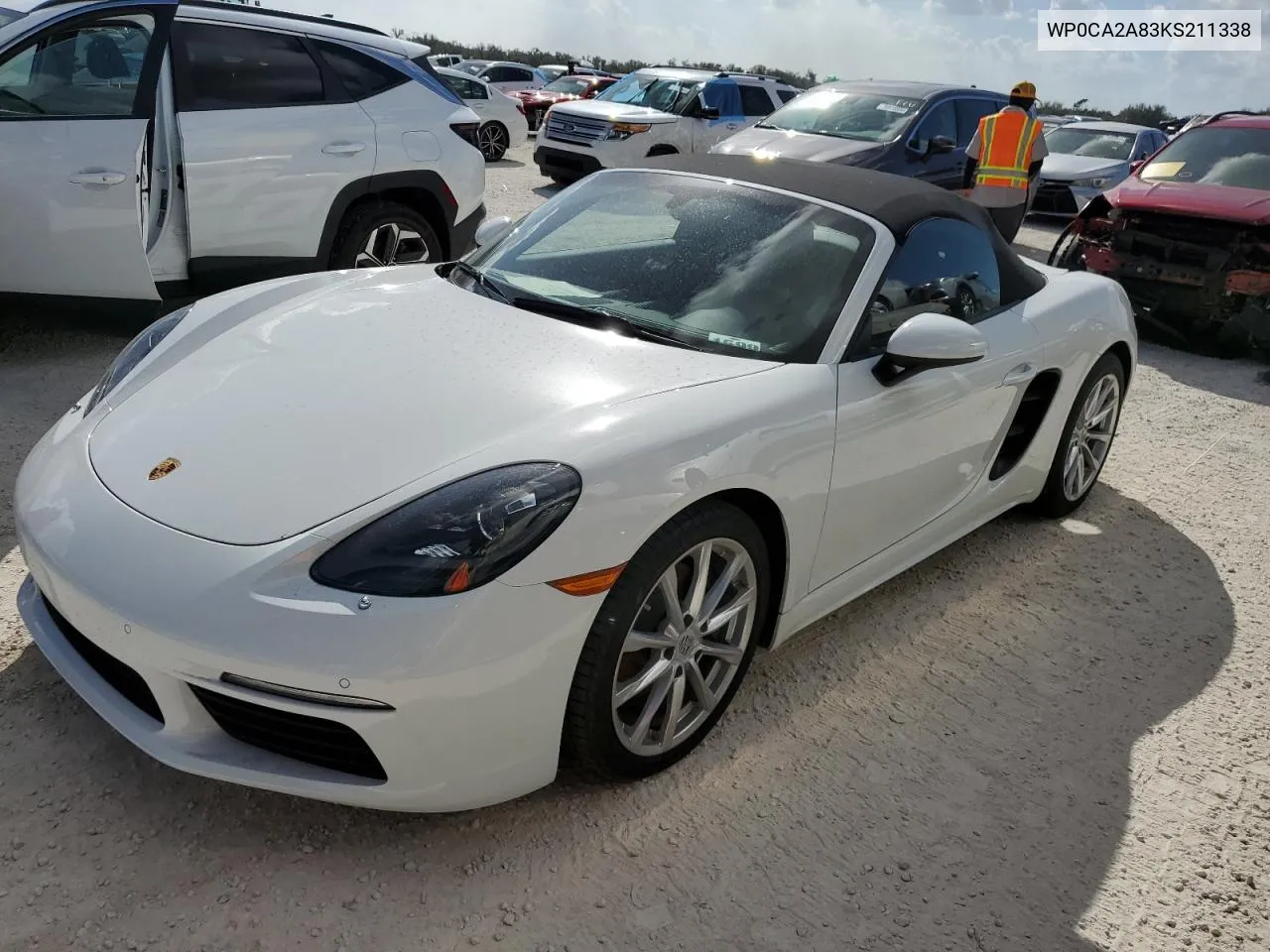 2019 Porsche Boxster Base VIN: WP0CA2A83KS211338 Lot: 79121834