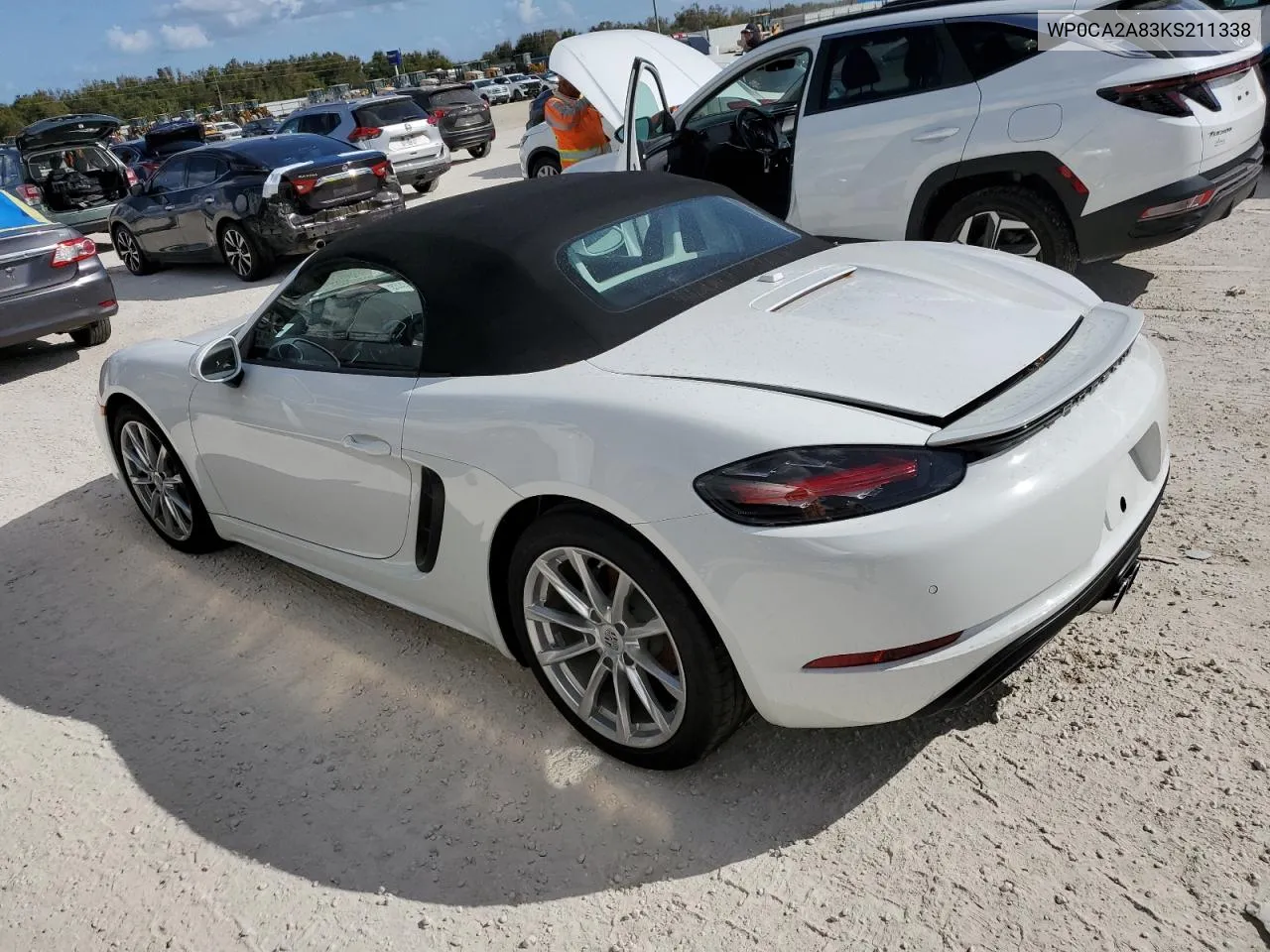 2019 Porsche Boxster Base VIN: WP0CA2A83KS211338 Lot: 79121834