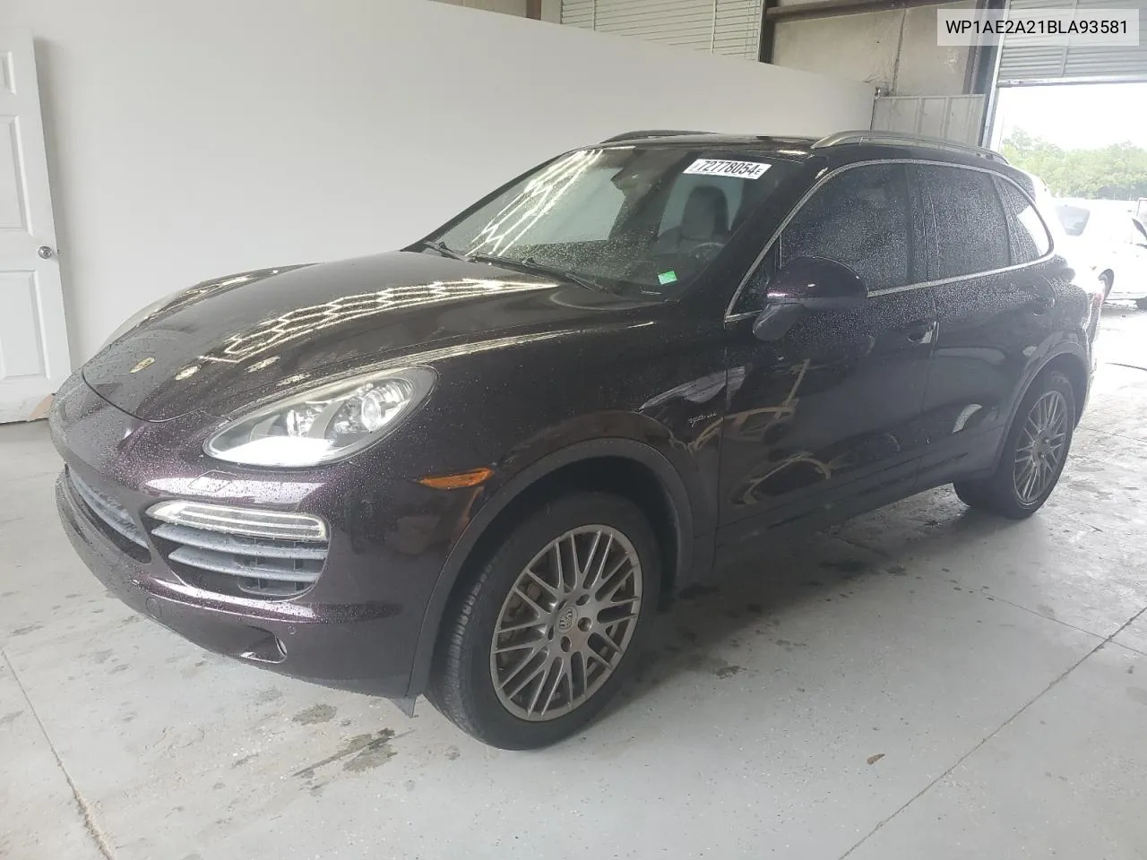 2011 Porsche Cayenne S Hybrid VIN: WP1AE2A21BLA93581 Lot: 72778054