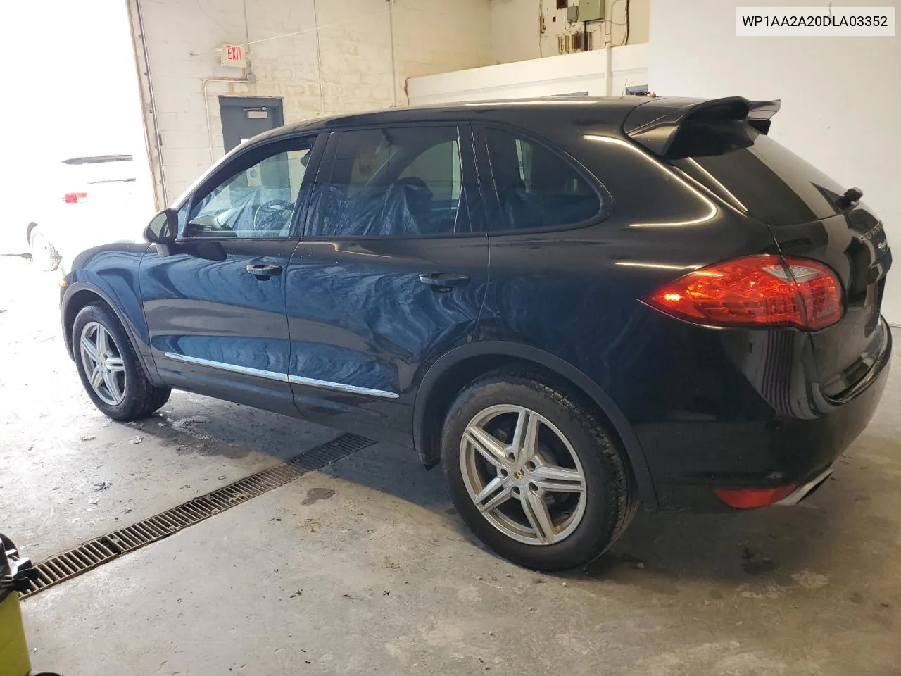 WP1AA2A20DLA03352 2013 Porsche Cayenne