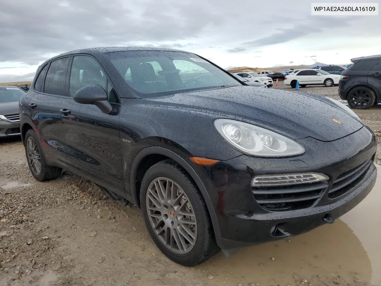 2013 Porsche Cayenne S Hybrid VIN: WP1AE2A26DLA16109 Lot: 76670204