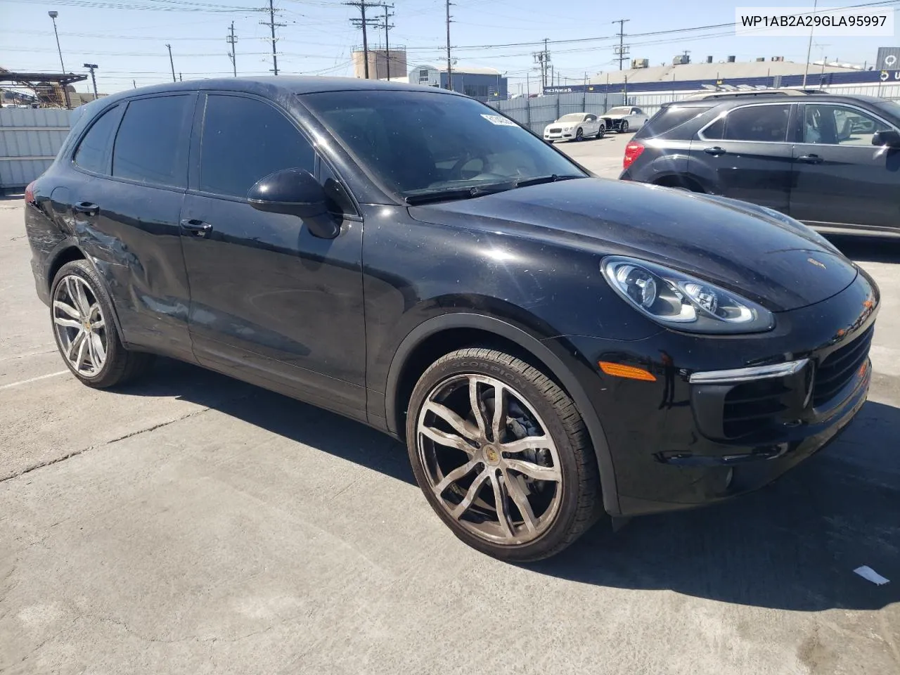 WP1AB2A29GLA95997 2016 Porsche Cayenne S