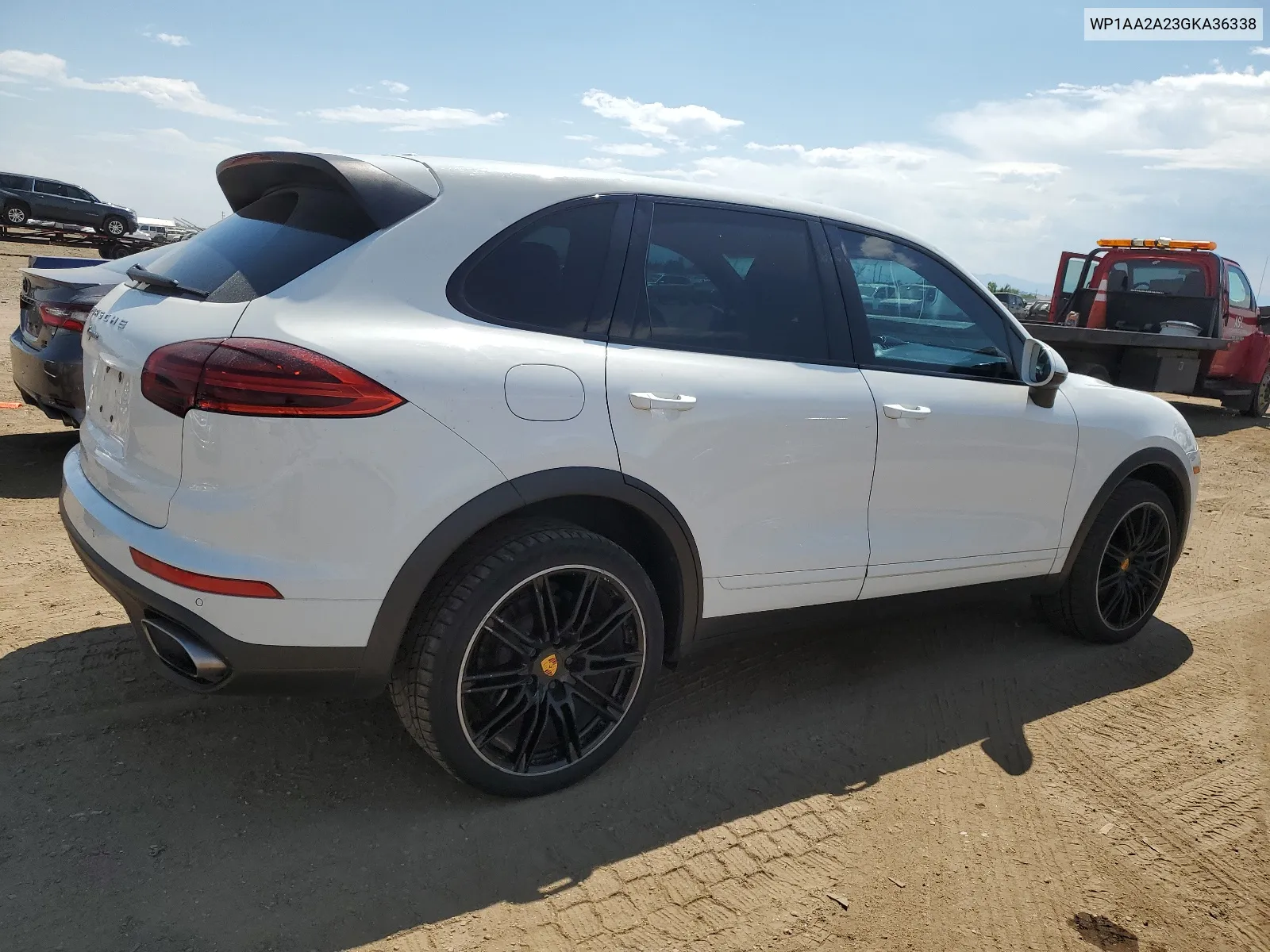 WP1AA2A23GKA36338 2016 Porsche Cayenne