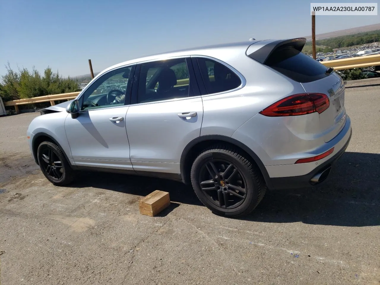 WP1AA2A23GLA00787 2016 Porsche Cayenne